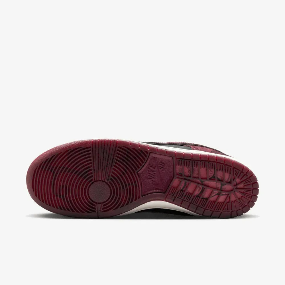 Dunk SB low Riot Skateshop